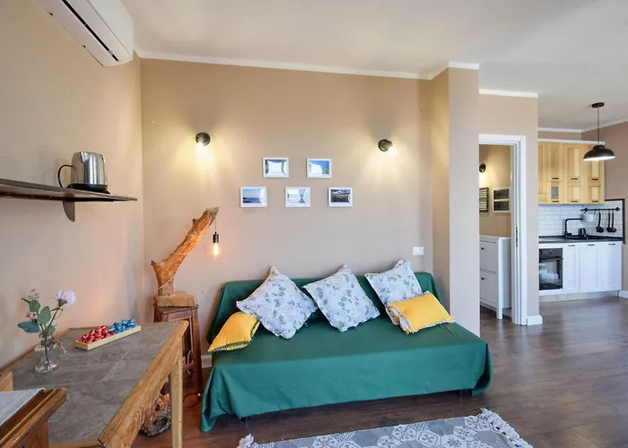 1 Bedroom Stunning In Semesterbostad