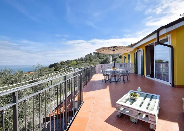 1 Bedroom Stunning In Semesterbostad *